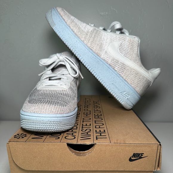 Nike Air Force 1 Crater Flyknit GS Youth 7Y White Photon Dust Sneaker - Picture 8 of 9